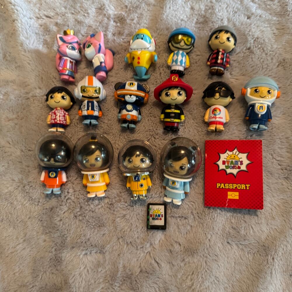 Ryan's World mini action figure lot astronauts space boys girls shark cat‎ toys